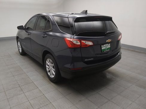 Used 2019 Chevrolet Equinox LS w/ LS Convenience Package image 5