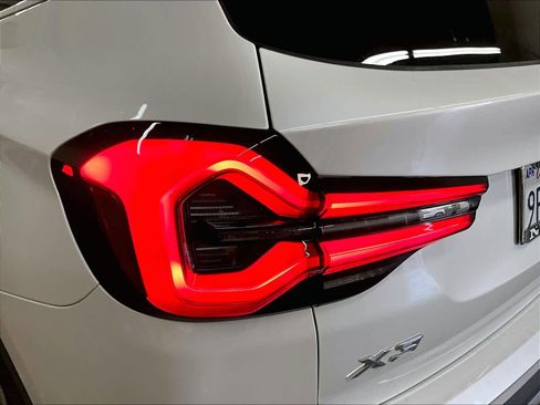 Used 2023 BMW X3 xDrive30i w/ Premium Package image 30