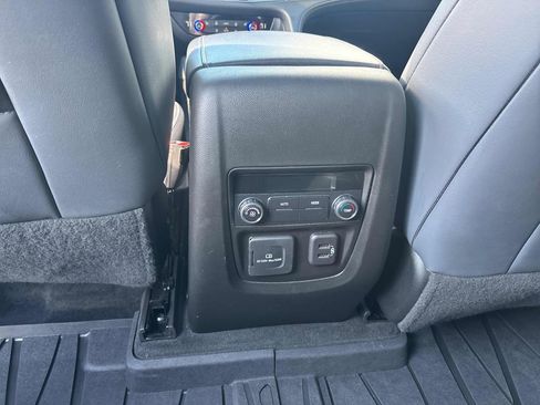 Used 2023 Buick Enclave Essence w/ Experience Buick Package image 37