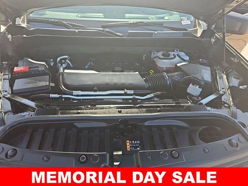 Used 2025 Chevrolet Silverado 1500 Custom AWD/4WD image 31