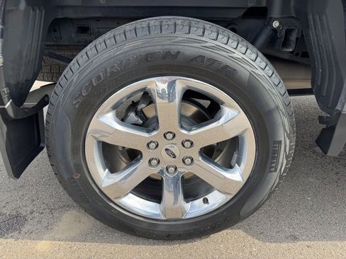 Used 2023 Ford F150 Lariat image 10