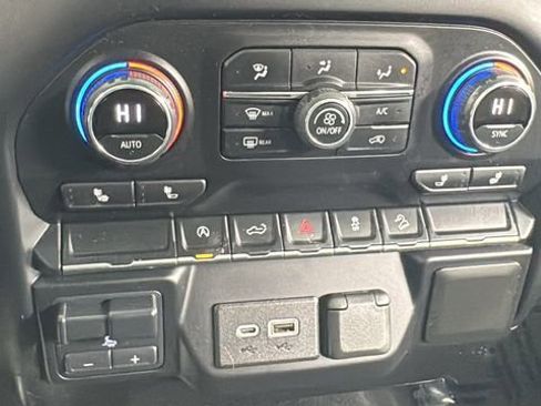 Used 2021 Chevrolet Silverado 1500 RST w/ Z71 Off-Road Package image 26