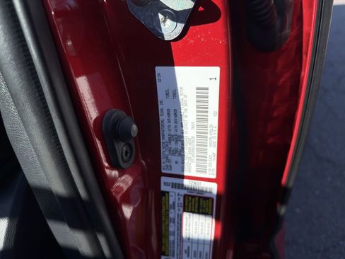 Used 2025 Toyota Tundra Limited image 29