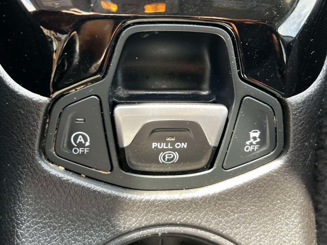 Used 2020 Jeep Compass Limited w/ Luxury Seat Group AWD/4WD image 31