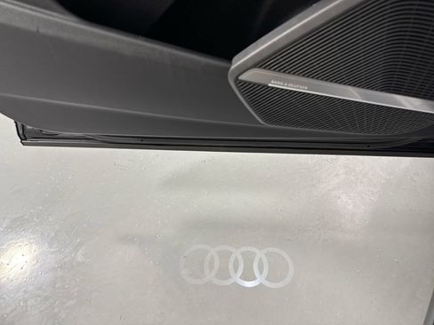 Used 2023 Audi Q5 2.0T Premium Plus w/ Premium Plus Package AWD/4WD image 18