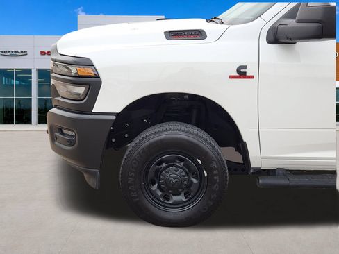 Used 2025 RAM 2500 Tradesman AWD/4WD image 9