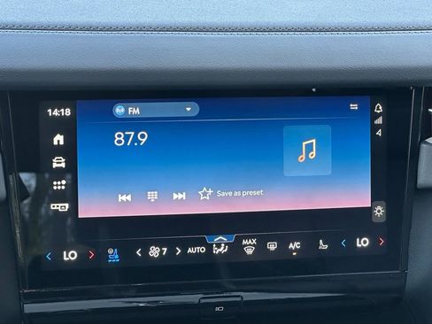 New 2026 Lincoln Navigator Reserve AWD/4WD image 12