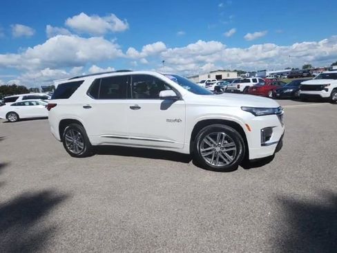 Certified 2023 Chevrolet Traverse High Country image 7