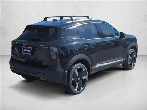 New 2026 Nissan Kicks SR FWD image 5