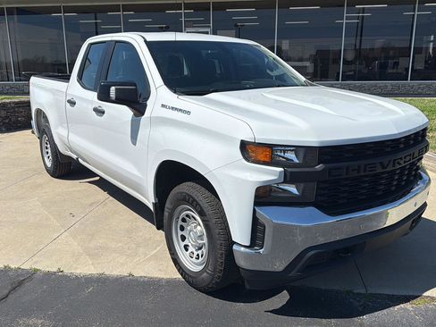 Used 2021 Chevrolet Silverado 1500 W/T w/ WT Safety Package image 1