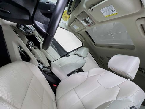 Used 2024 Kia Telluride SX FWD image 23