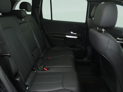Certified 2026 Mercedes-Benz GLB 250 image 29