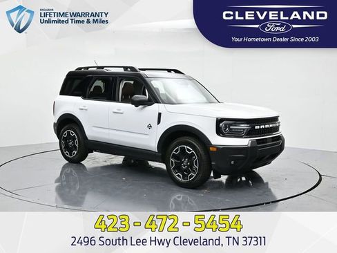 New 2025 Ford Bronco Sport Outer Banks w/ Outer Banks Tech Package+ image 1