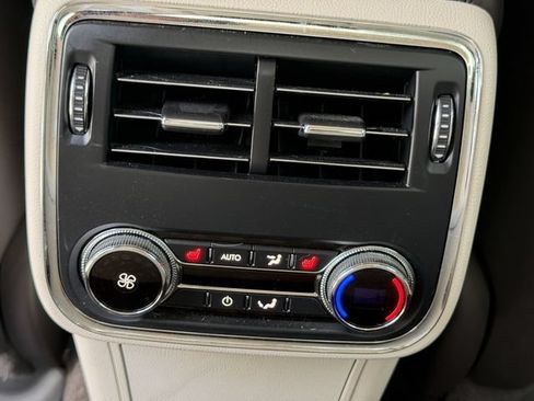 Used 2018 Lincoln Continental Black Label FWD image 21