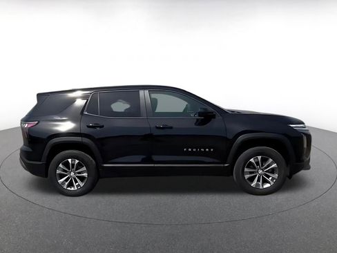 Used 2025 Chevrolet Equinox LT FWD image 16
