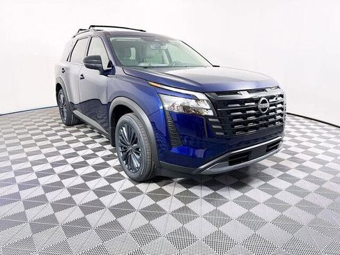 New 2026 Nissan Pathfinder SL AWD/4WD image 1