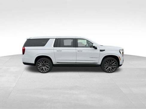 New 2026 GMC Yukon XL Denali Ultimate w/ LPO, Floor Liner Package image 2