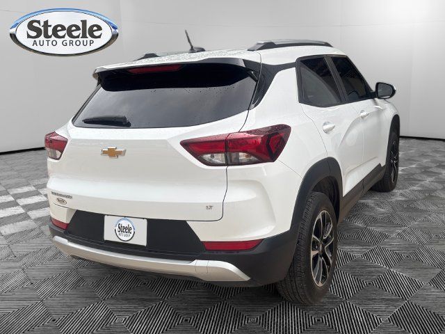 Used 2024 Chevrolet TrailBlazer LT FWD image 5