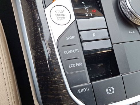 Certified 2023 BMW 330i xDrive Sedan w/ Premium Package image 24