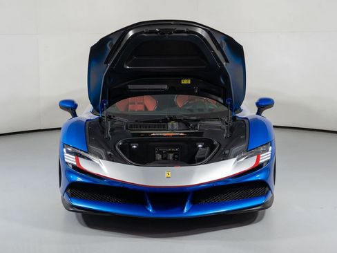 Used 2023 Ferrari SF90 Stradale image 8