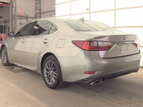 Used 2018 Lexus ES 350 w/ Premier Package FWD image 5