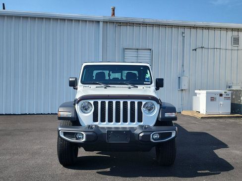 Used 2023 Jeep Gladiator Sport w/ Trailer Tow Package image 8