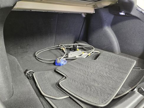 Used 2018 Tesla Model 3 Long Range image 18