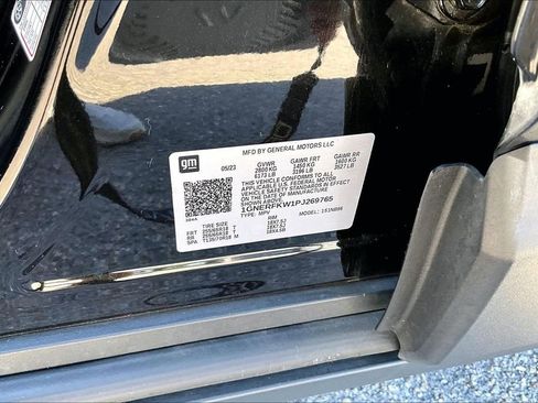 Used 2023 Chevrolet Traverse LS FWD image 30
