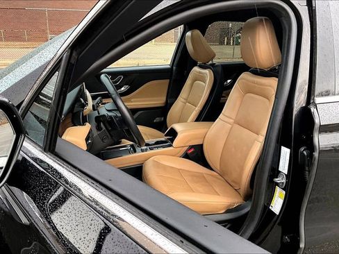 Used 2022 Lincoln Corsair Reserve w/ Elements Package image 24