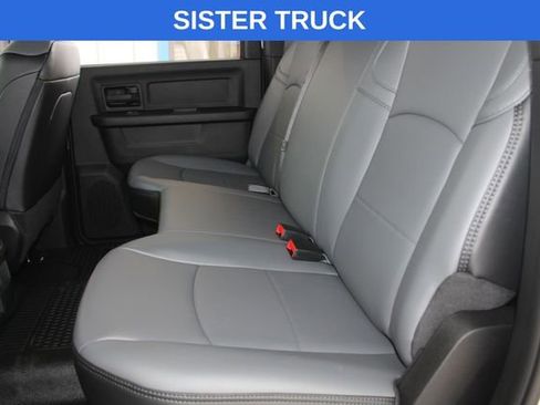 Used 2024 RAM 3500 Tradesman w/ Chrome Appearance Group image 18