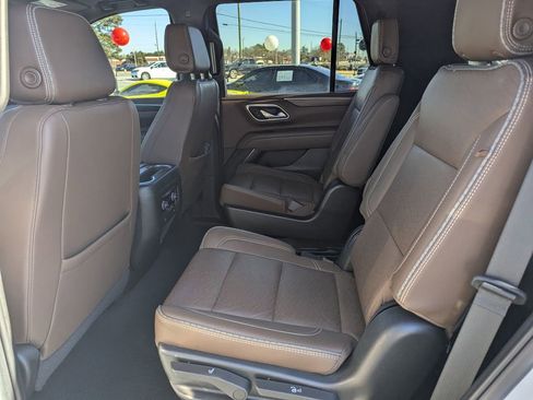 Used 2023 Chevrolet Tahoe High Country image 14