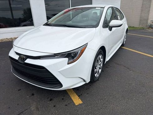 New 2026 Toyota Corolla LE FWD image 13