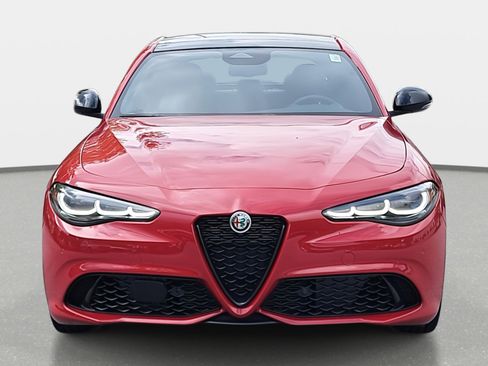 New 2025 Alfa Romeo Giulia AWD w/ Driving Assist Package image 2