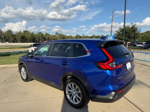 Certified 2024 Honda CR-V EX image 6