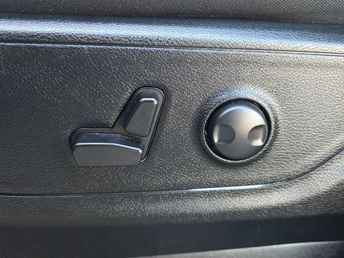 Certified 2025 RAM 1500 Big Horn AWD/4WD image 19