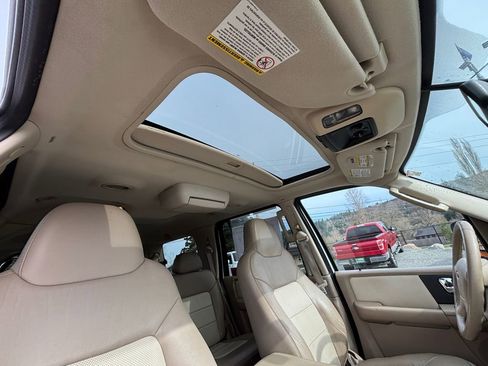 Used 2006 Ford Expedition Eddie Bauer image 28