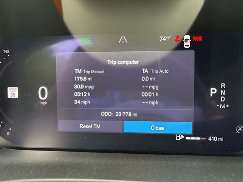 Certified 2024 Volvo XC60 B5 Plus w/ Protection Package Premier image 27