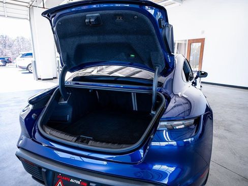 Used 2021 Porsche Taycan image 58