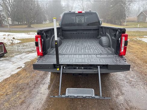 Used 2024 Ford F350 King Ranch w/ Chrome Package image 44