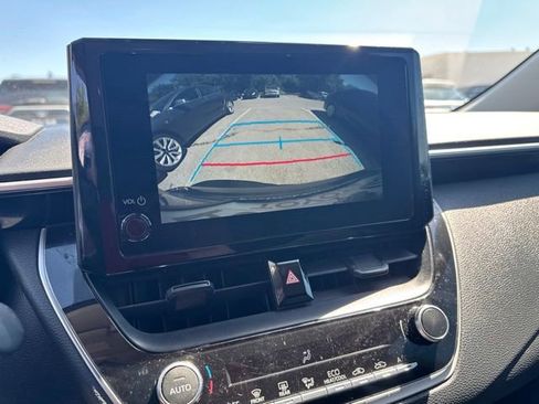 Used 2023 Toyota Corolla LE FWD image 16