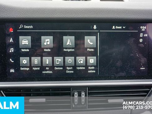 Used 2022 Porsche Cayenne Base image 35