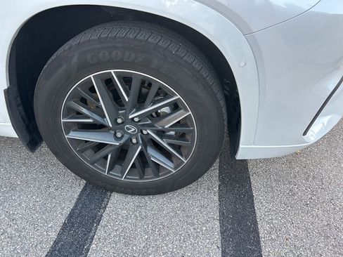 Used 2026 Lexus TX 350 AWD w/ Technology Package image 9