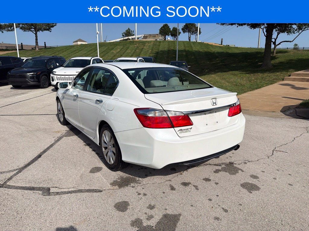 Used 2014 Honda Accord EX image 9