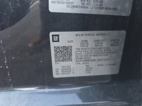 Used 2020 GMC Sierra 1500 SLE w/ SLE Value Package image 8