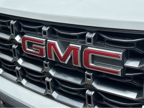 New 2026 GMC Canyon AT4 AWD/4WD image 36