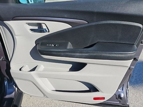 Used 2021 Honda Pilot EX-L image 49