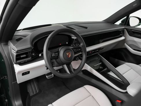 New 2025 Porsche Macan 4S Electric image 47