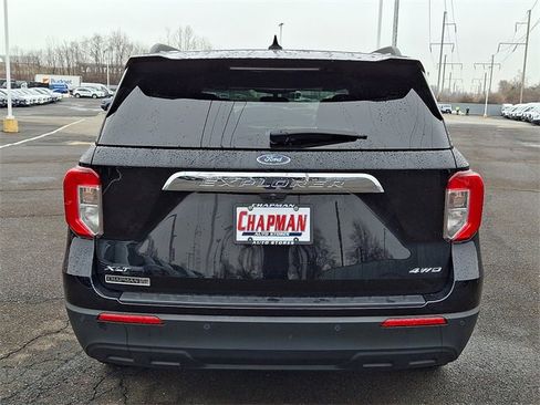 Certified 2023 Ford Explorer XLT image 5