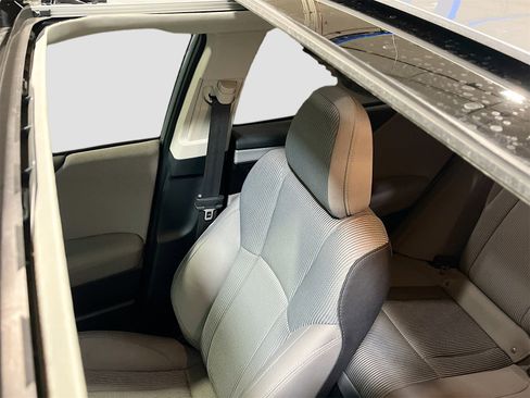 Used 2022 Subaru Legacy Premium image 22