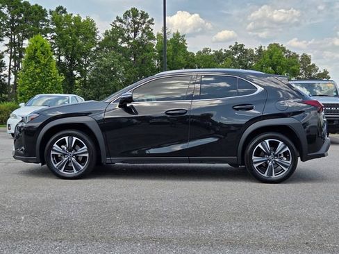 Used 2024 Lexus UX 250h FWD image 2